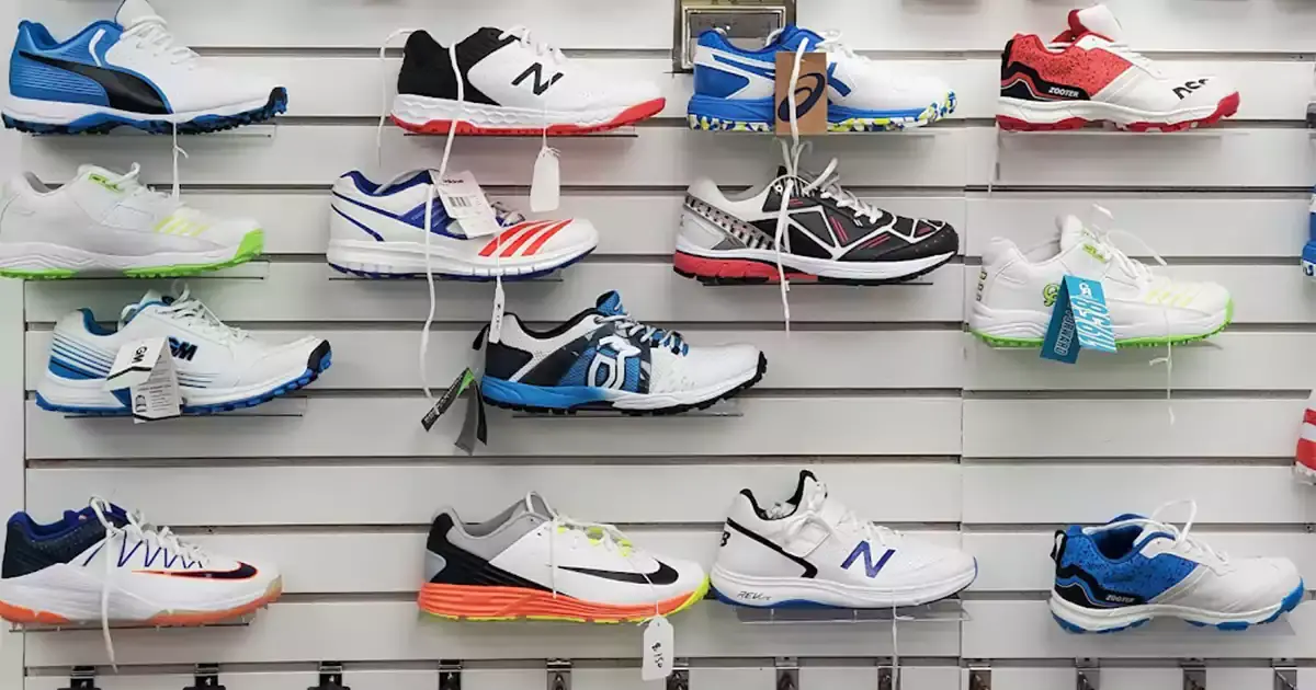 Brands of Cricket Shoes Available at Yashi Sports
